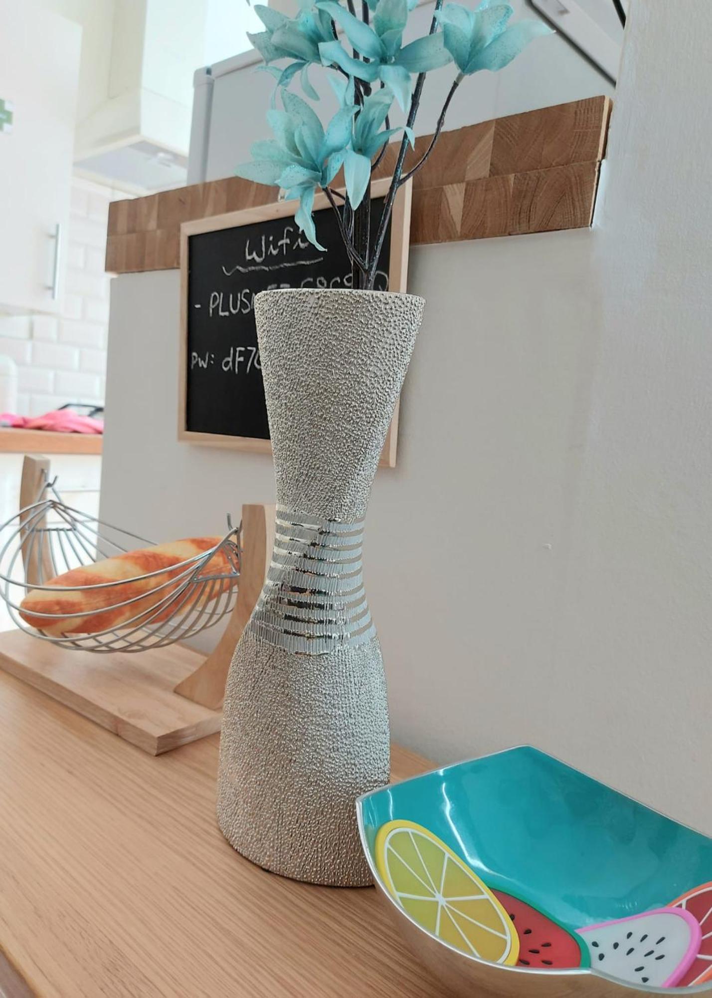 The Relish - Ground Floor Flat In Apartment *